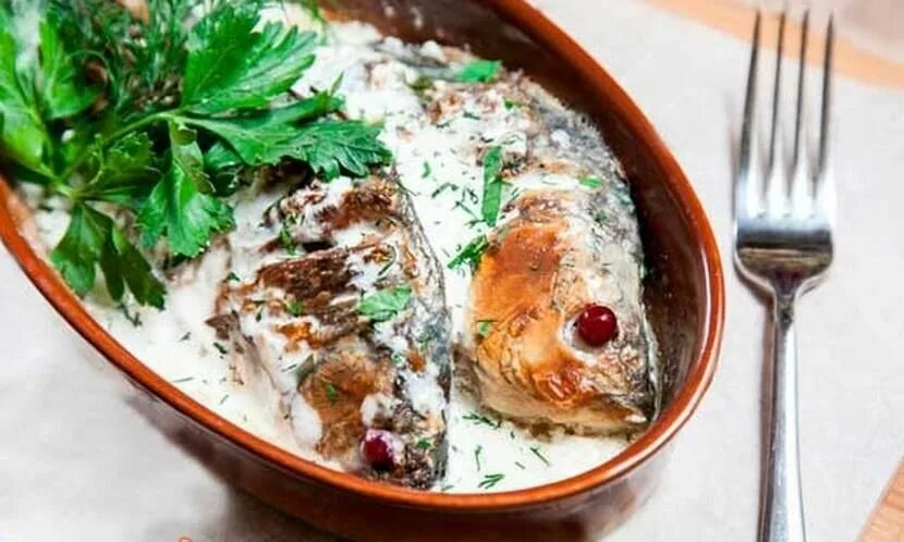 Караси в сметане рецепт фото Готовим с музеем "Рыбная кулинария - Карп в сметане с репой (брюквой)" 2022, Тет
