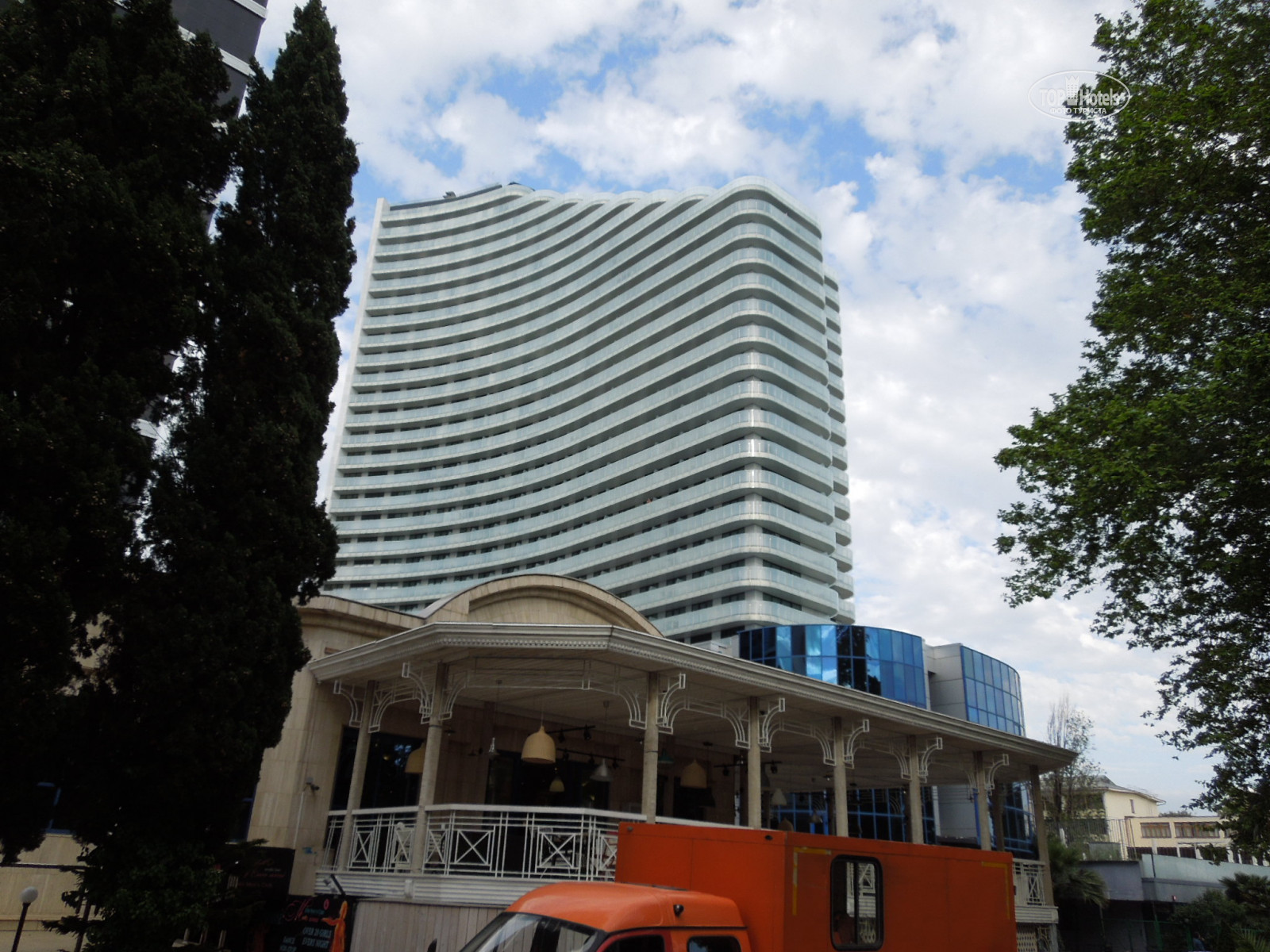 Карат сочи фото Hotel photos and videos Hyatt Regency Sochi 5*. Рейтинг отелей и гостиниц мира -