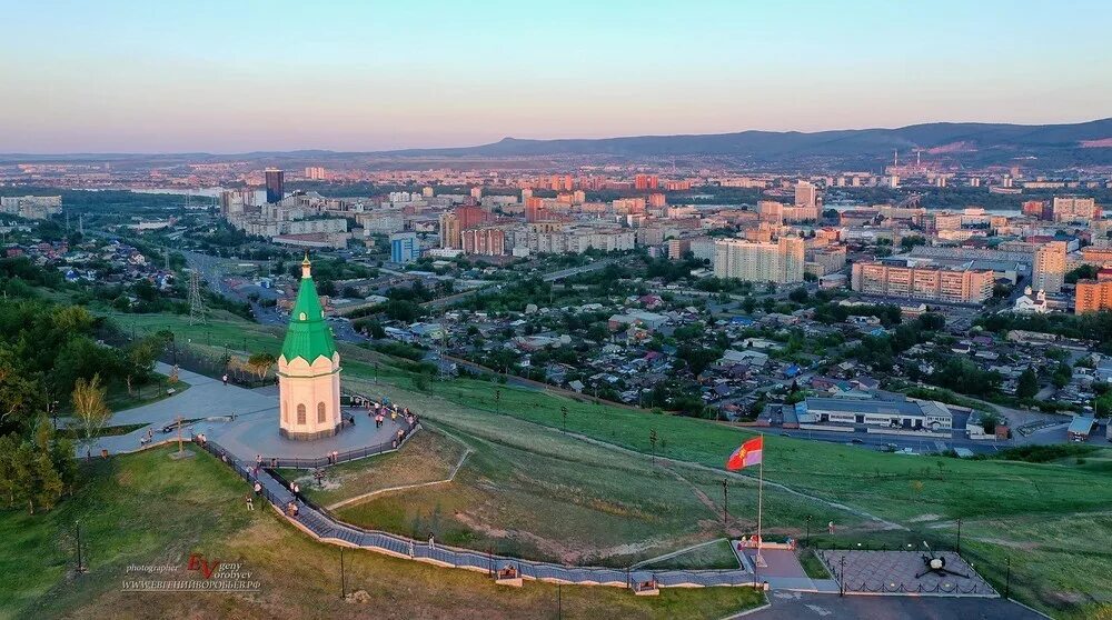 Караульная гора красноярск центральный район фото Смотровая площадка на Караульной горе ИФКСиТ СФУ