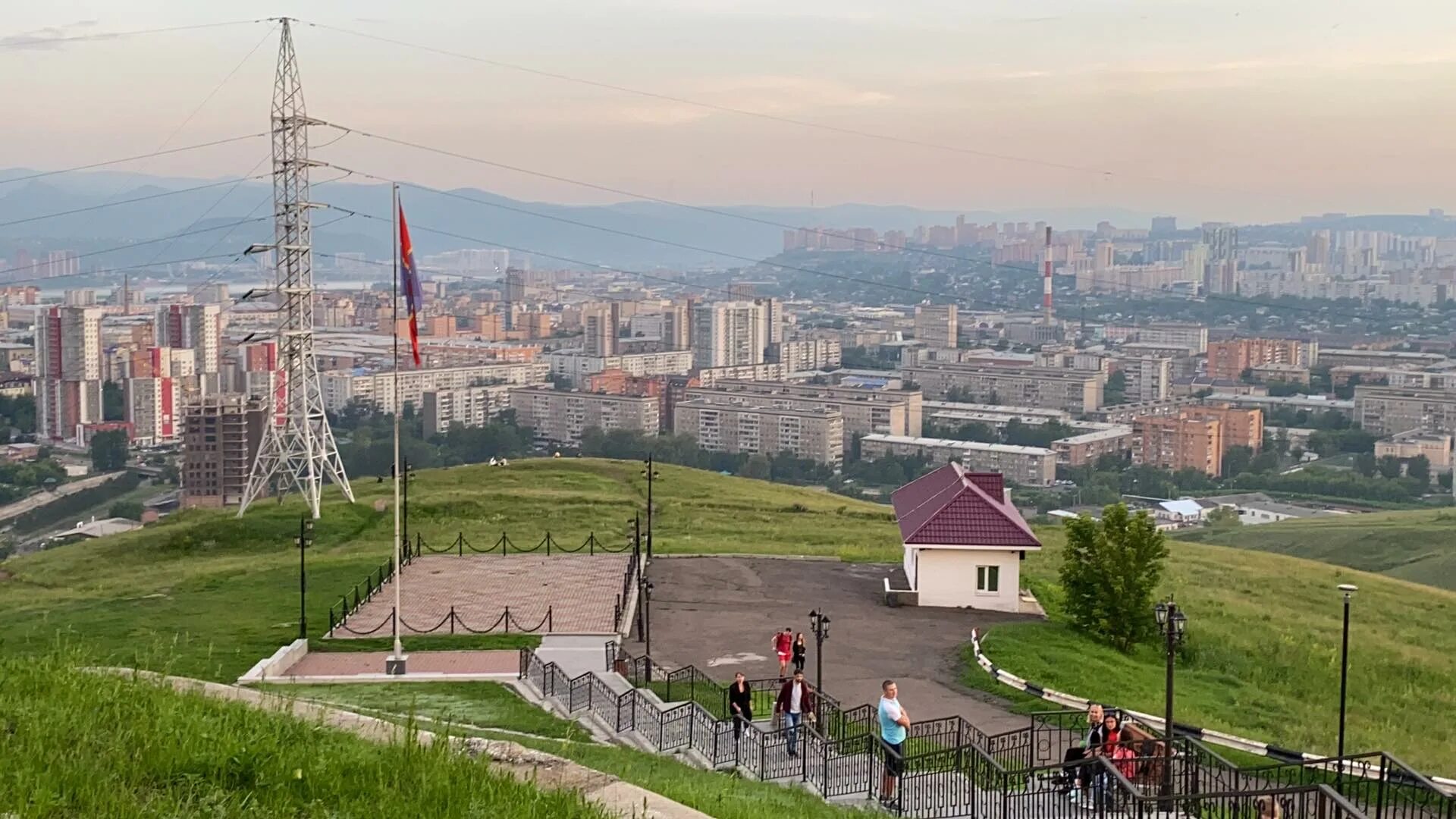 Караульная гора красноярск центральный район фото Виды Красноярска со смотровой площадки Караульной горы : kwakin_misha - ЖЖ