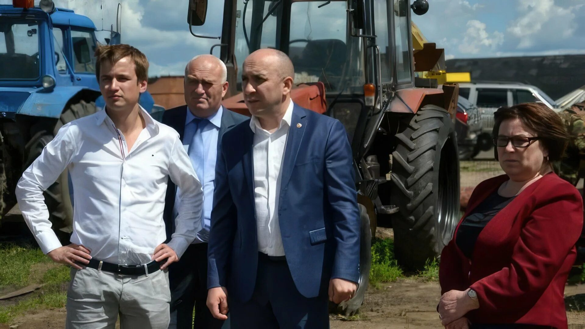 Караулов роман сергеевич фото с женой Роман Сергеевич Караулов (KPI) - биография бизнесмена, фото, путь к успеху 2024 