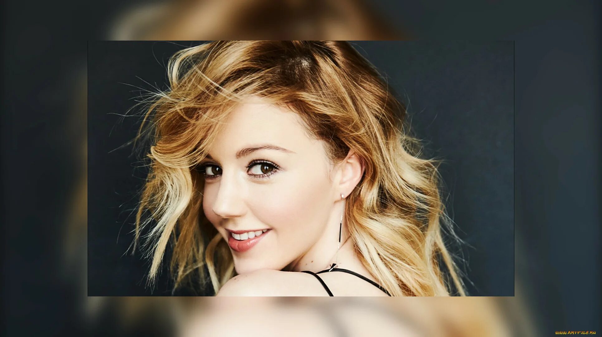 Караулова юлианна фото биография личная Обои Юлианна Караулова Музыка Юлианна Караулова, обои для рабочего стола, фотогр