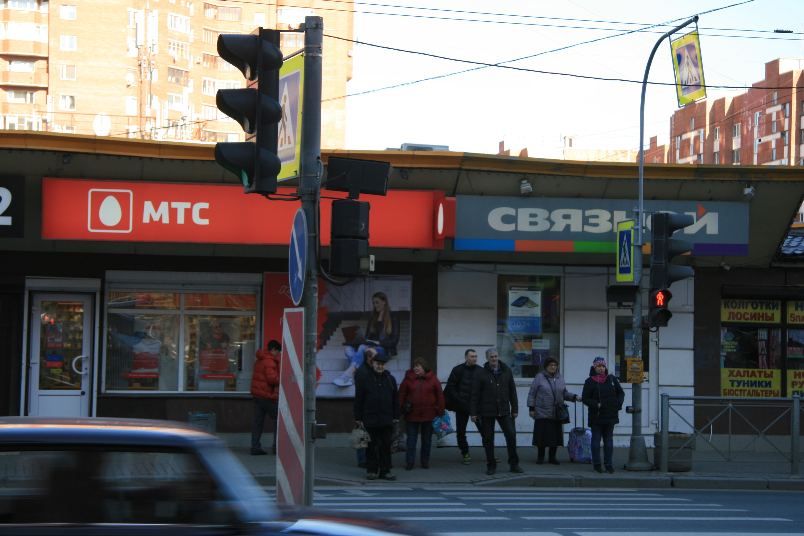 Караван комендантский просп 33 корп 3 фото Отзывы о "МТС" на Комендантском проспекте, Санкт-Петербург, Комендантский проспе