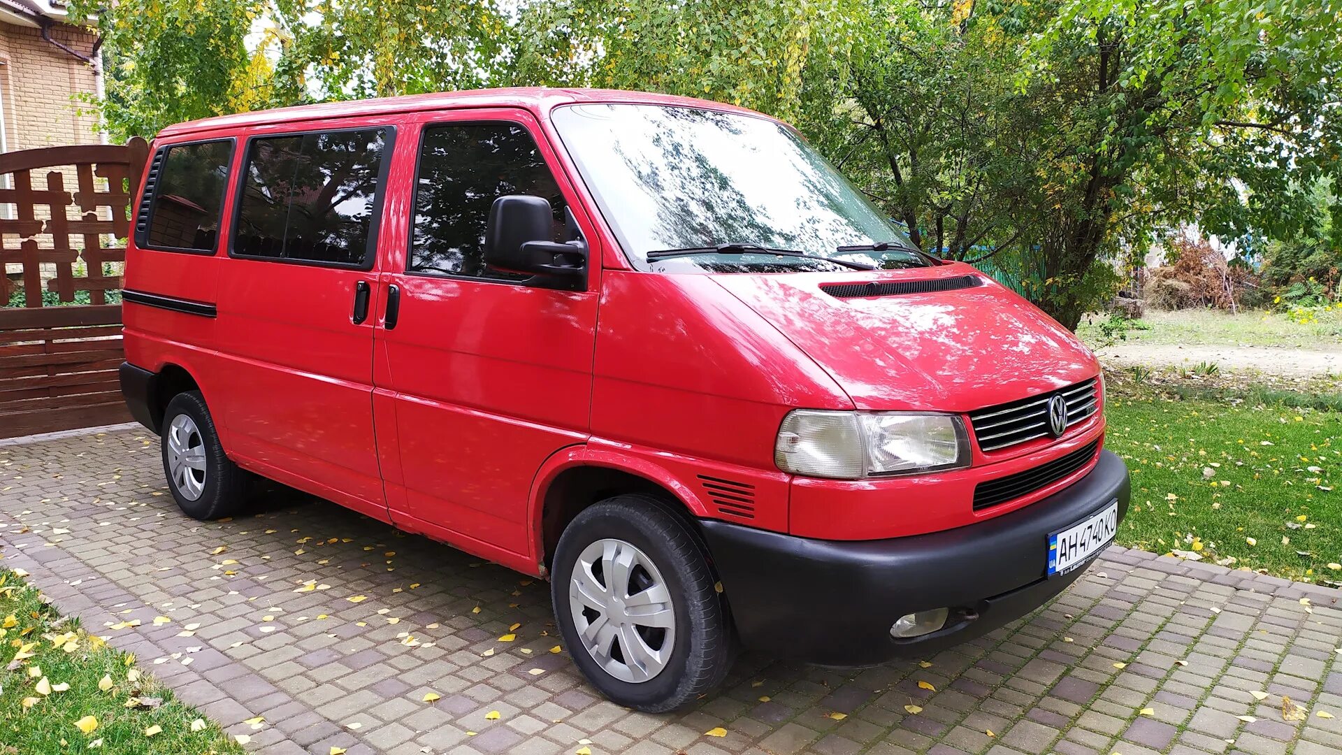 Каравелла красная ул 44 фото Временно чистый. - Volkswagen Caravelle (T4), 2,5 л, 2001 года фотография DRIVE2