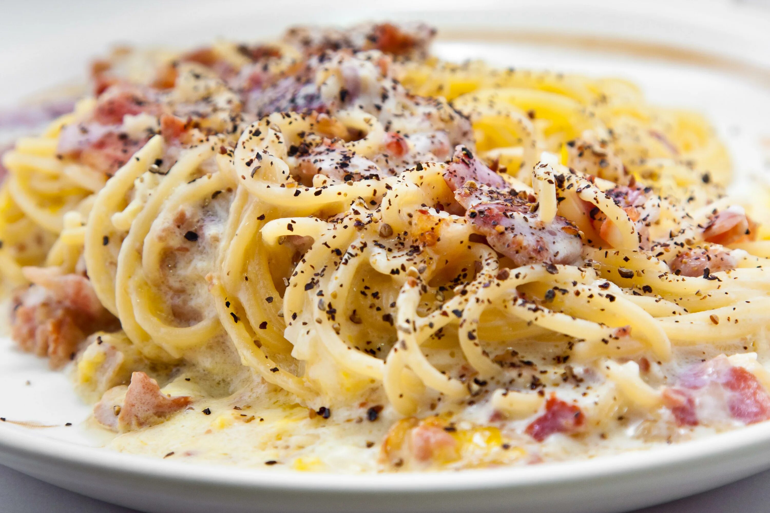 Карбонара фото блюда Chef reveals why you should NEVER add bacon to carbonara. and the other mistakes