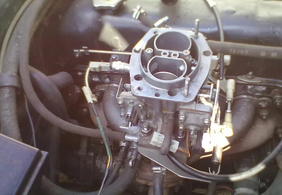 Карбюратор фото в машине Установка карбюратора Solex 21053 - Lada 21070, 1,5 л, 2005 года тюнинг DRIVE2