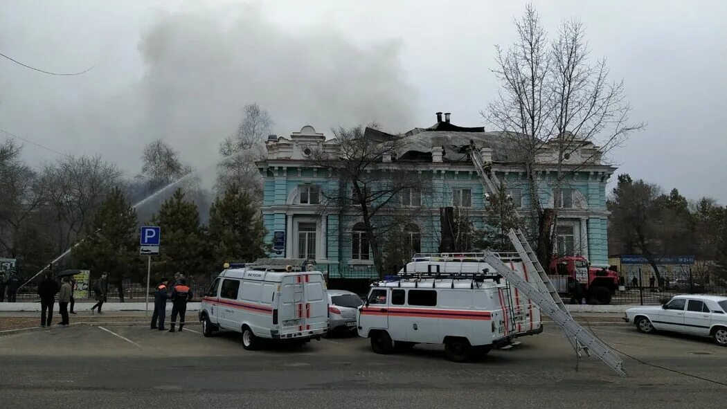 Кардиохирургический центр ул горького 97 благовещенск фото В поврежденном пожаром здании клиники кардиохирургии раньше находился молокански