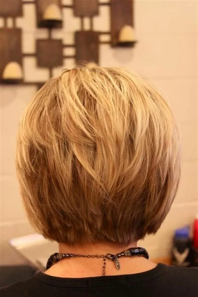 Каре градуированное на средние фото сзади 17 Medium Length Bob Haircuts: Short Hair for Women and Girls - PoP Haircuts Sta