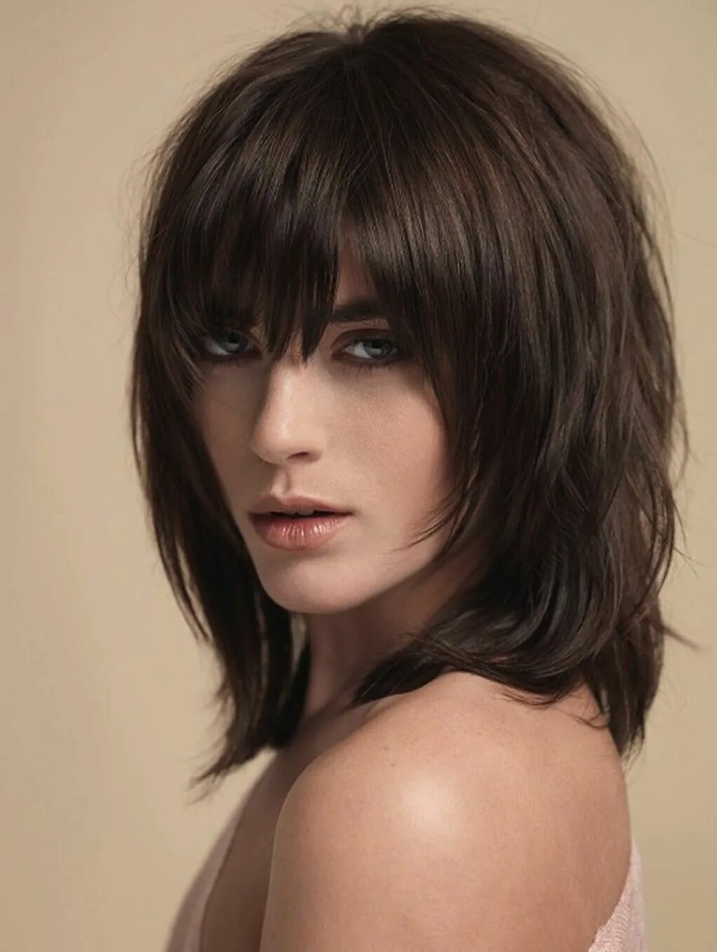 Каре каскад на средние волосы фото Ask a Hairstylist: The Best Haircut and Colour Ideas for Long, Brown Hair Hair c