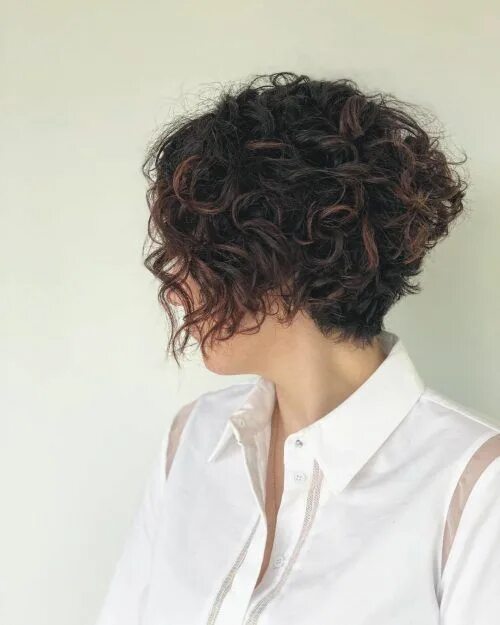 Каре на ножке стрижка кудрявые волосы Top 17 Wedge Haircut Ideas for Short Short thin hair, Short hairstyles for thick