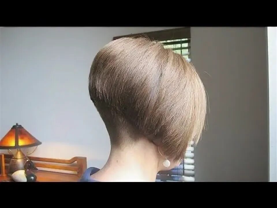 Каре на ножке тонкие волосы фото YouTube Short hair styles, Hair cuts, Undercut hairstyles