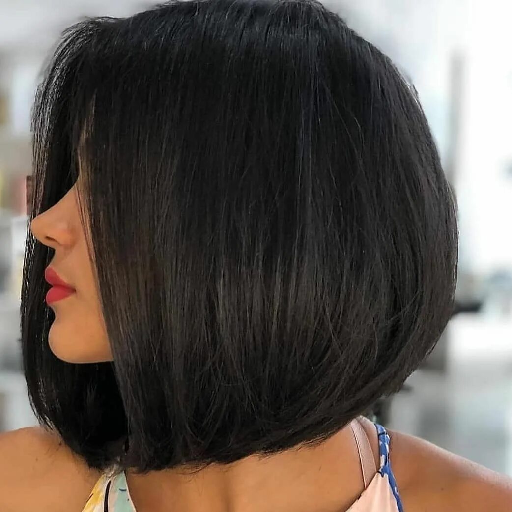 Каре на удлиненные волосы фото Image may contain: one or more people and closeup Hair cuts, Straight hair cuts,