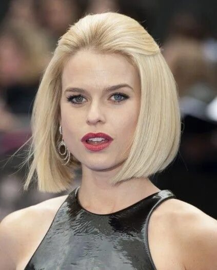 Каре назад прическа 2024 Short Bob Hairstyles - Trendy Haircuts