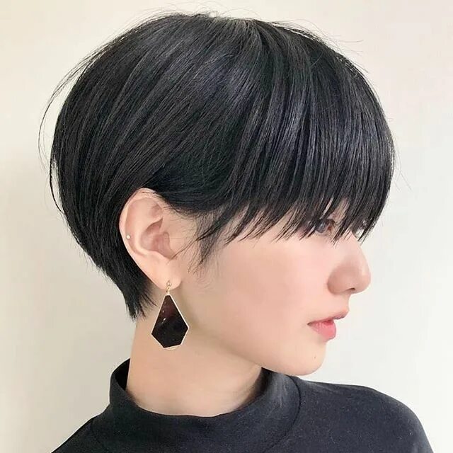 Каре пикси с челкой фото Capelli corti: 15 tagli per l'autunno 2019 (Gallery) - CapelliStyle Asian short 