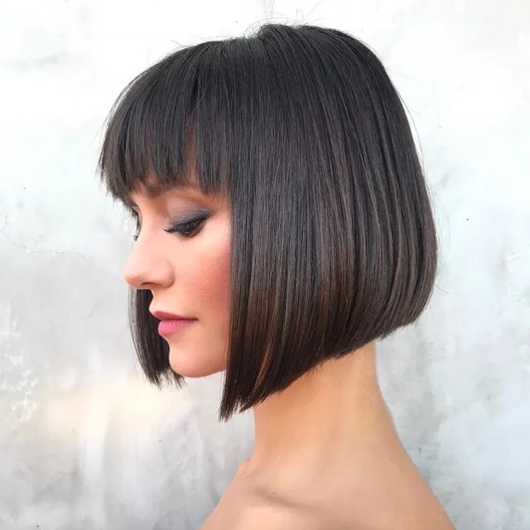 Каре полное стрижка фото с челкой 25 Flattering Short Haircuts for Fine Hair