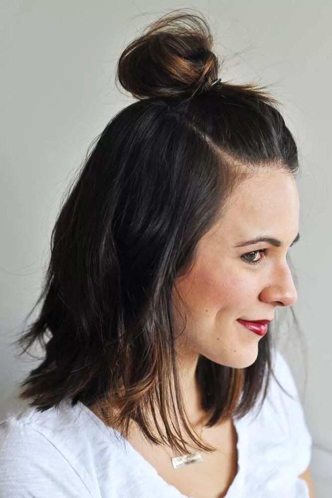 Каре прическа хвостик 18 Medium Length Hairstyles for Thick Hair Hair styles, Medium hair styles, Shor