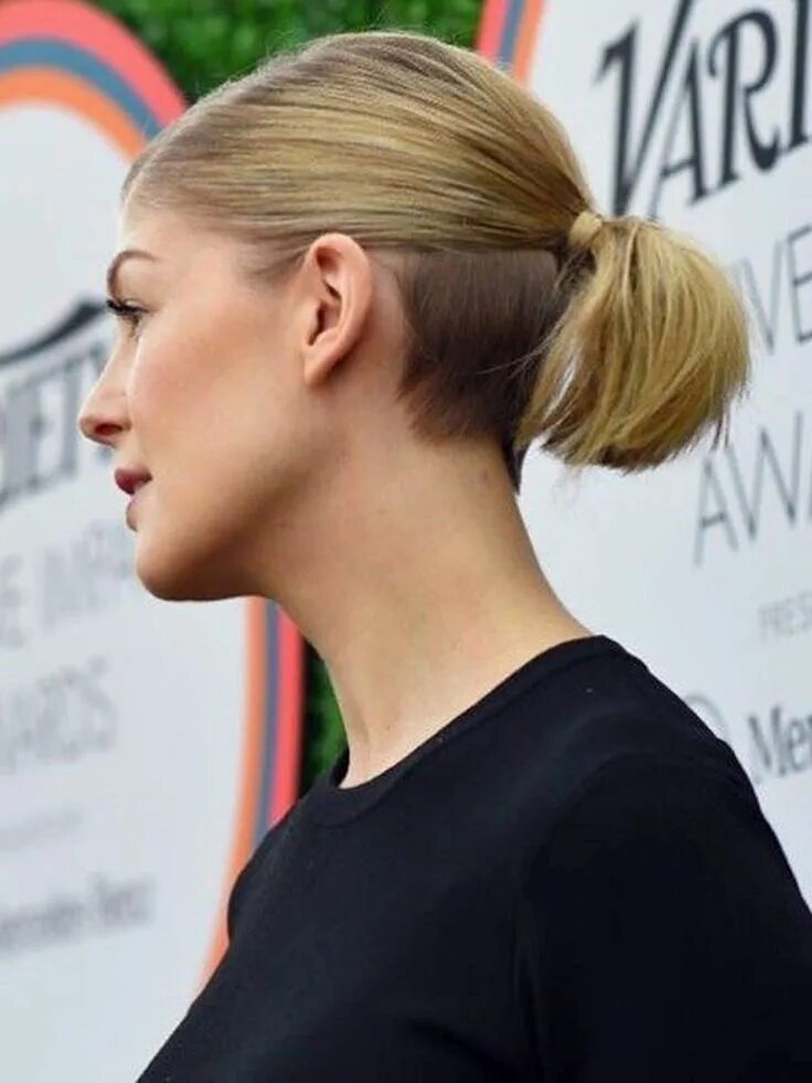 Каре прическа хвостик Прическа Хвост: самые модные варианты 2021-2022! Undercut long hair, Undercut ha