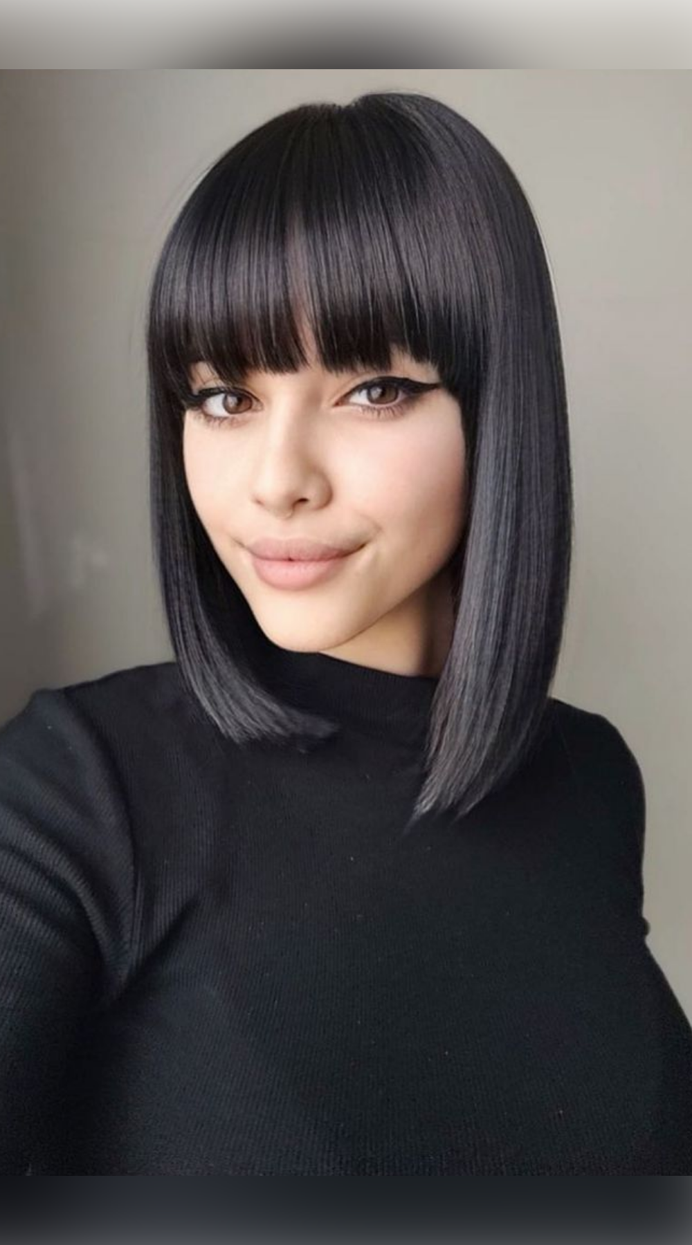 Каре прическа женская с челкой Pinterest