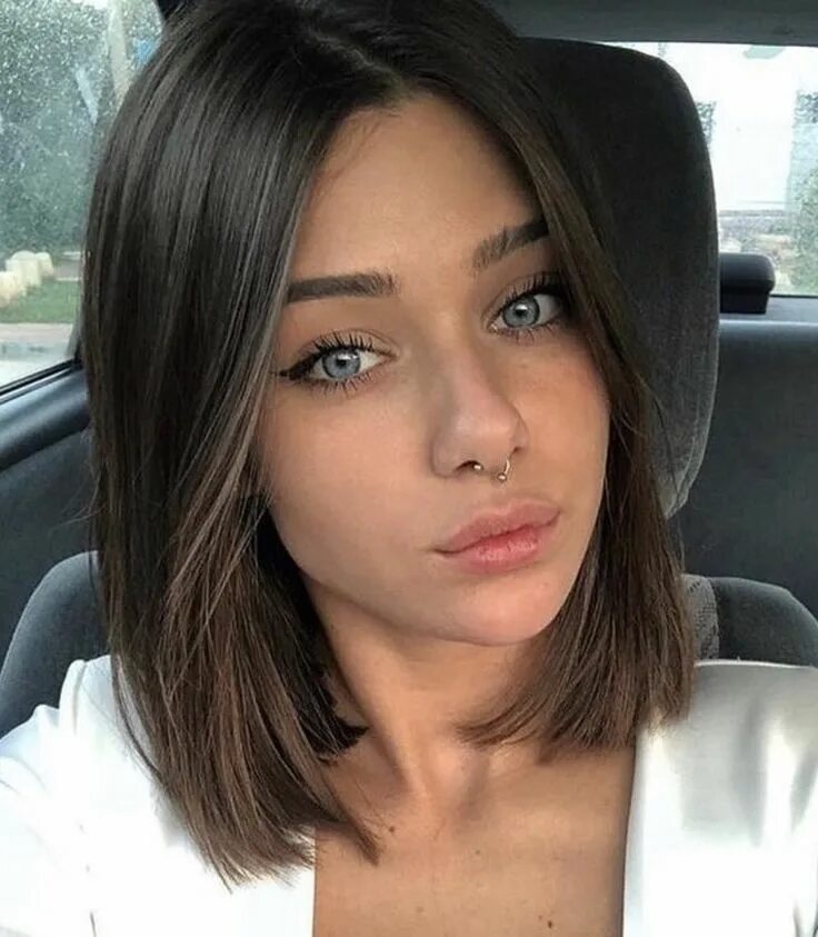 Каре реальные фото Pin by Léia Stevanatto on Cabelo Curto Shoulder length hair with bangs, Medium h