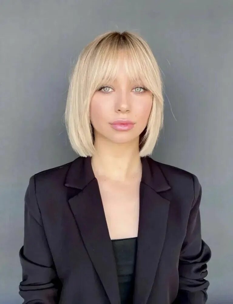 Каре с челкой 2024 модное фото Pin op Bobs Haarstijlen, Stijlvol haar, Kapsels