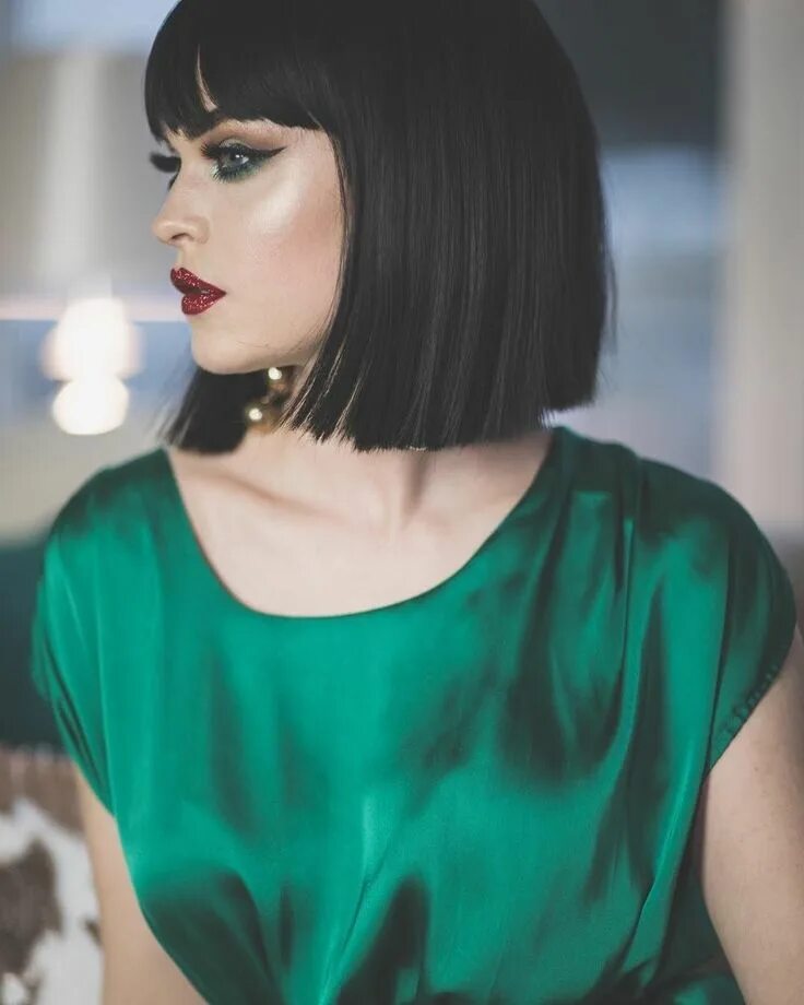 Каре с челкой черные волосы фото eedb9512fe8af1d967f2a7facb0e53d1 Bobbed hairstyles with fringe, Fringe hairstyle