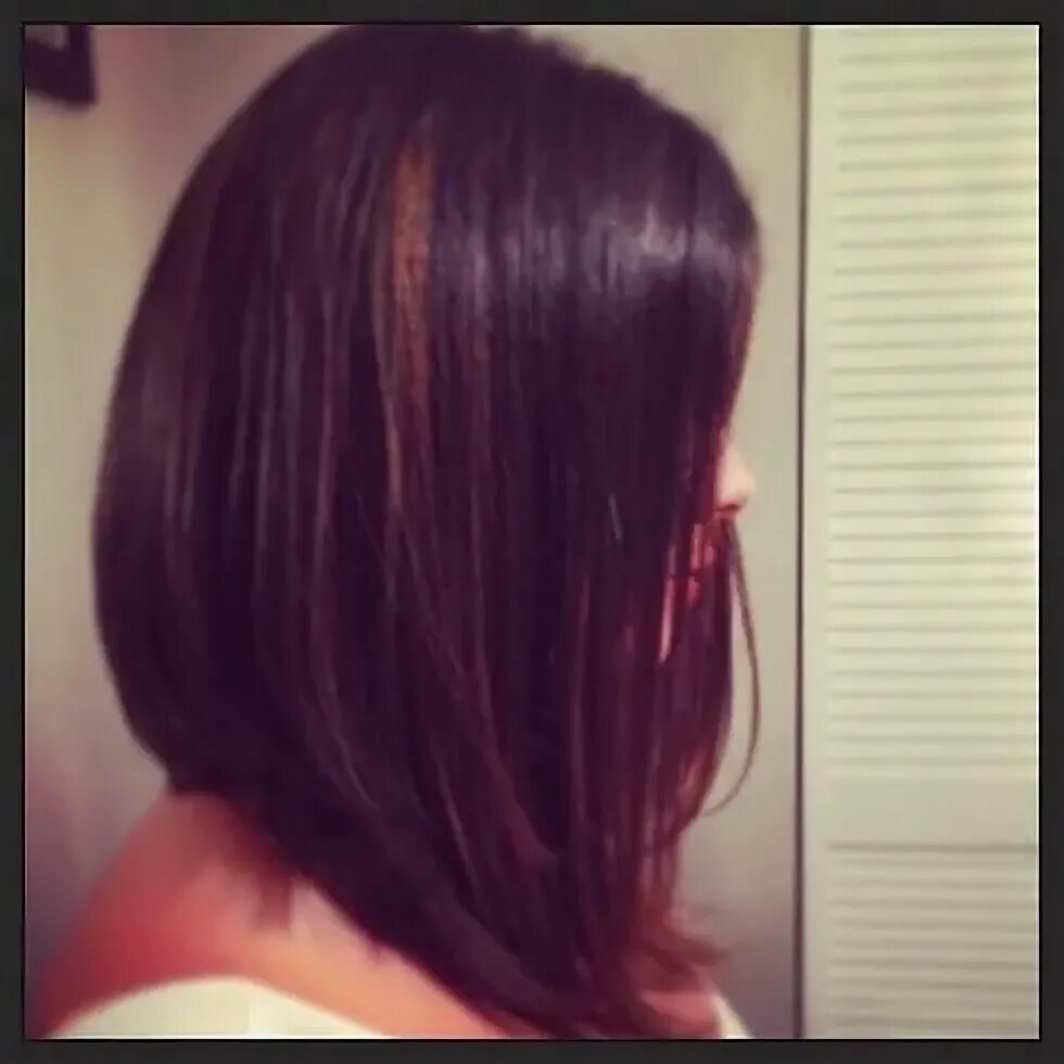 Каре с длинными волосами сзади фото It's all about the angled bob Maybe what I'll get after I donate my lovely hair 