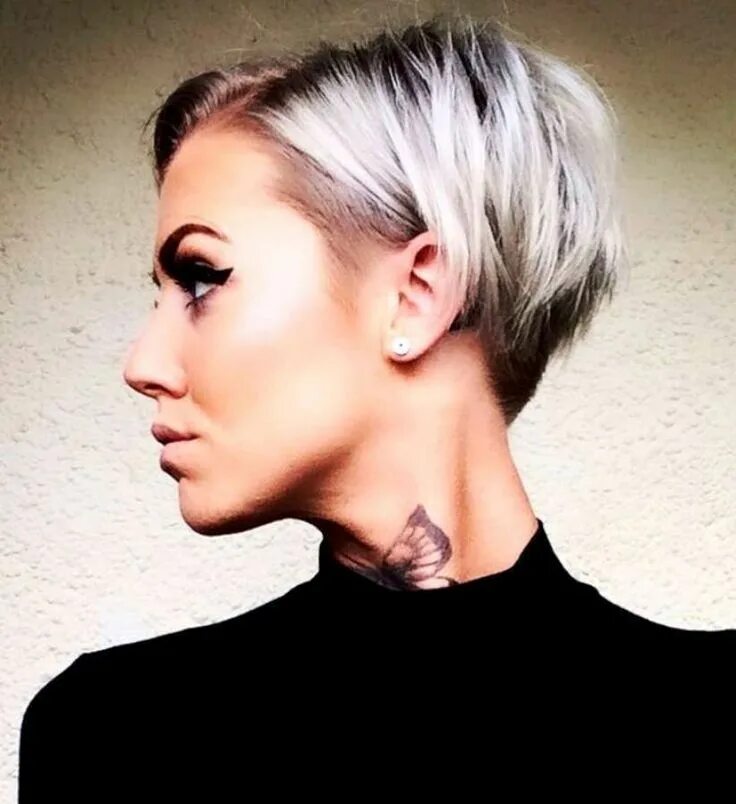 Каре с короткими висками фото Short Hairstyles 2018 - 1 Hair 2018, Long hair styles, Easy hairstyles