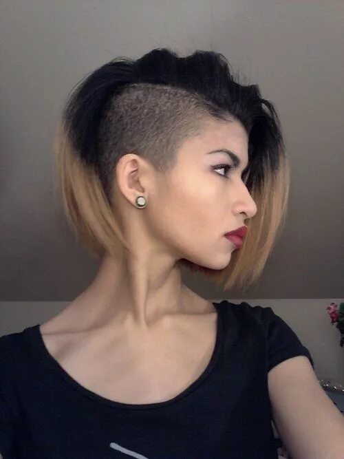 Каре с короткими висками фото Pin by Araceli López on mis cortes de cabello Half shaved hair, Long hair styles
