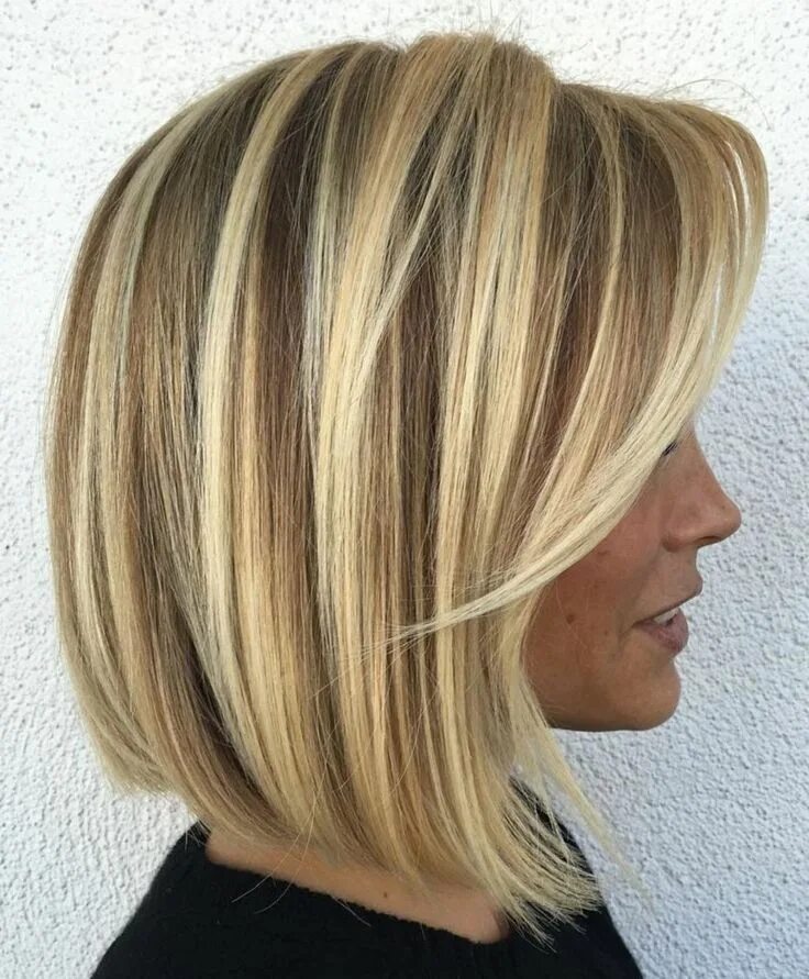 Каре с мелированием фото Blonde Balayage Bob With Swoopy Bangs Long hair styles, Hair styles, Medium leng