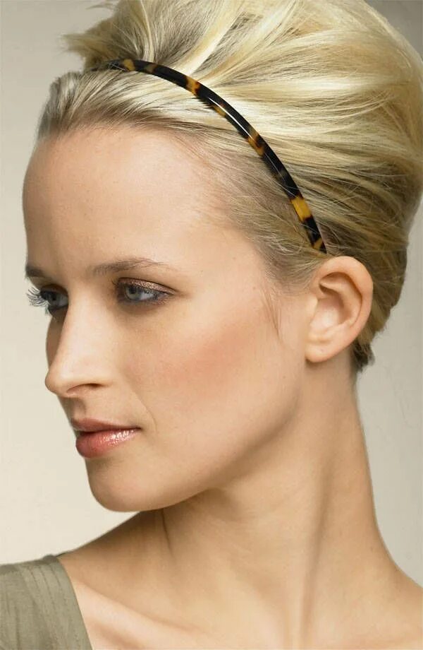 Каре с ободком фото head band Short hair pictures, Headband hairstyles, Short wedding hair