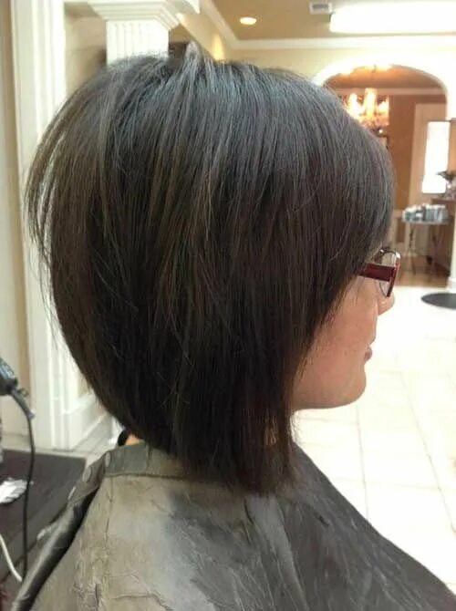 Каре с поднятой макушкой фото 25 Inverted Bob Haircuts Bob-Hairstyle.Com Hair styles, Short hair styles, Bob h