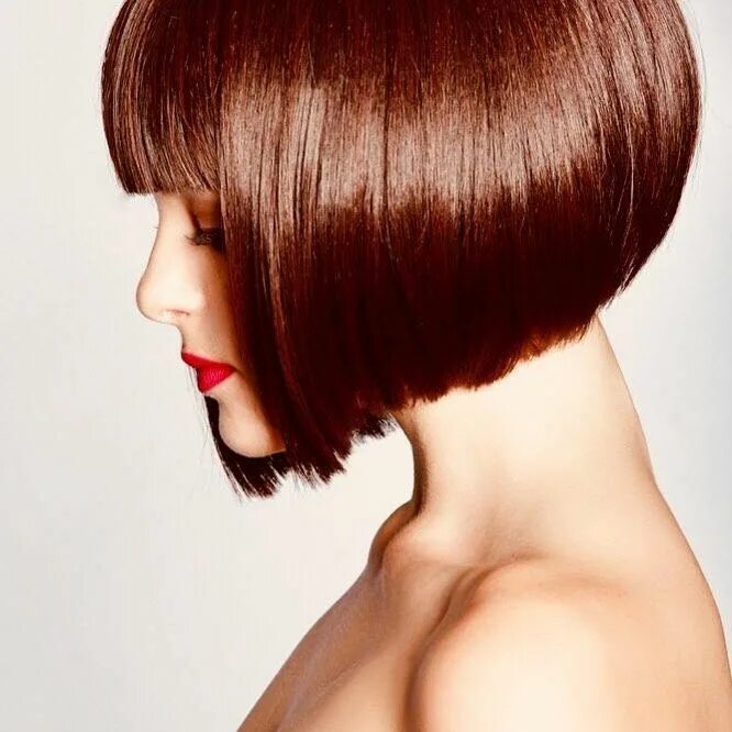 Каре шапкой фото Capelli Style on Instagram: "Intramontabile Bob!! #bobhaircut #tagliocapelli #ca