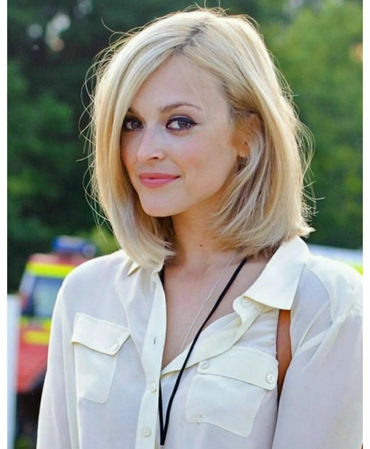 Каре со светлым волосом фото Hairstyle Medium hair styles, Cool hairstyles, Hair lengths