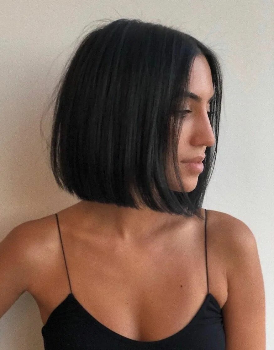 Каре стрижка 2024 женская тренды фото Pin by Hedda on Hair and Beauty Chin length hair, Short hair styles, Haircuts st