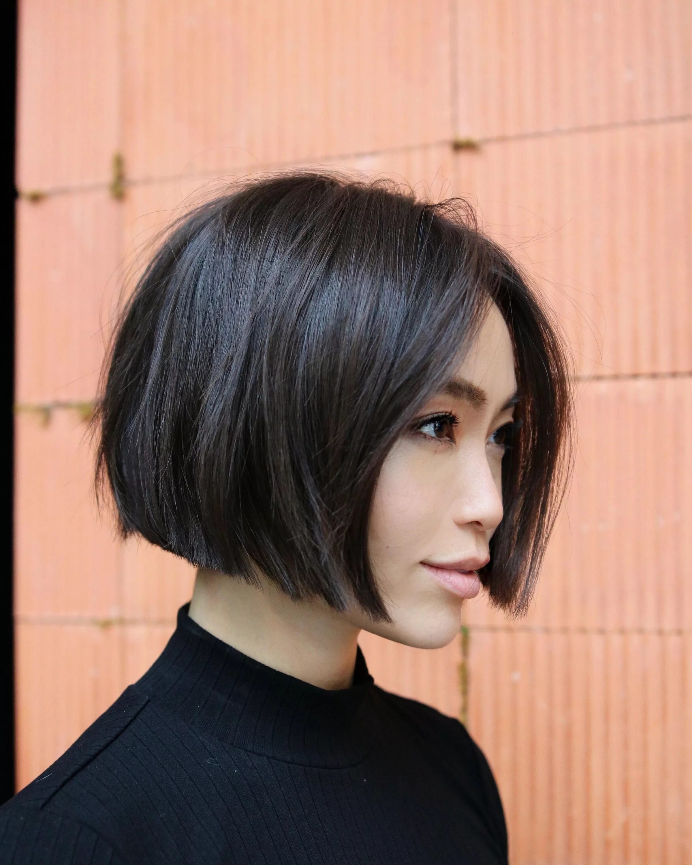 Каре стрижка без лица 13 Cool & Versatile Spring Haircuts Trending On Instagram Short bob hairstyles, 