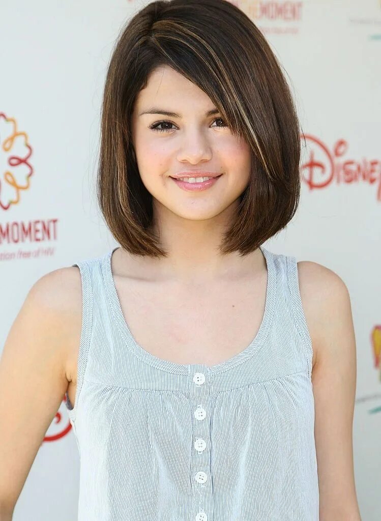 Каре стрижка девочке 11 лет Pin on Selena Gomez