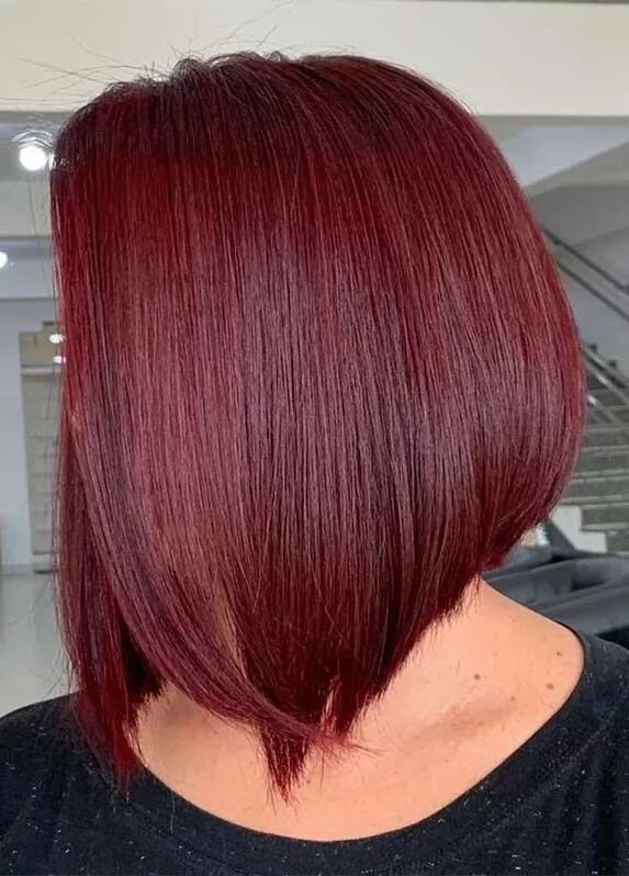 Каре стрижка красная Stunning Sleek Red Bob Hair Cuts for women in 2019 Stylesmod Red bob hair, Long 