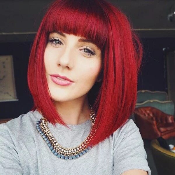 Каре стрижка красные волосы Pin by Shirley Verbeek-dijksen on haar Magenta hair, Magenta hair colors, Dyed h