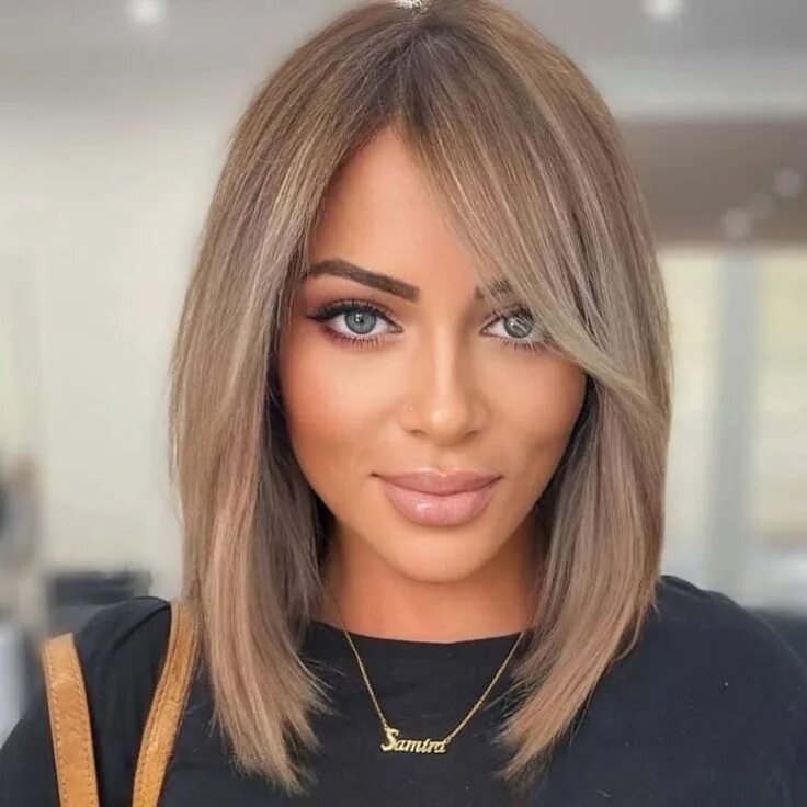 Каре стрижка на средние волосы 2024 Streetstyle London on Instagram: "#hairgoals @fashion4perfection @cabelodemadame