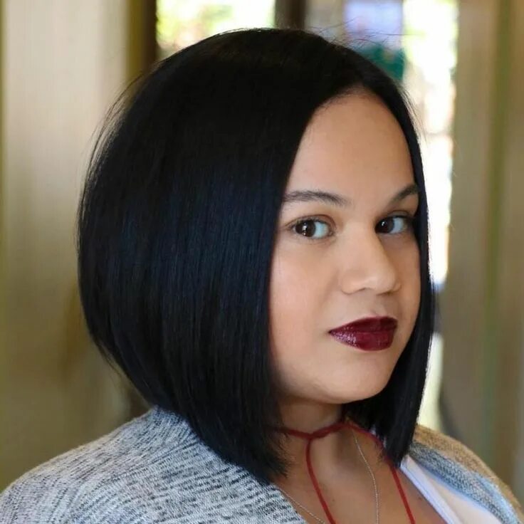 Каре стрижка с челкой для полных 50 Stylish and Sassy Bobs for Round Faces Bob haircut for round face, Hairstyles