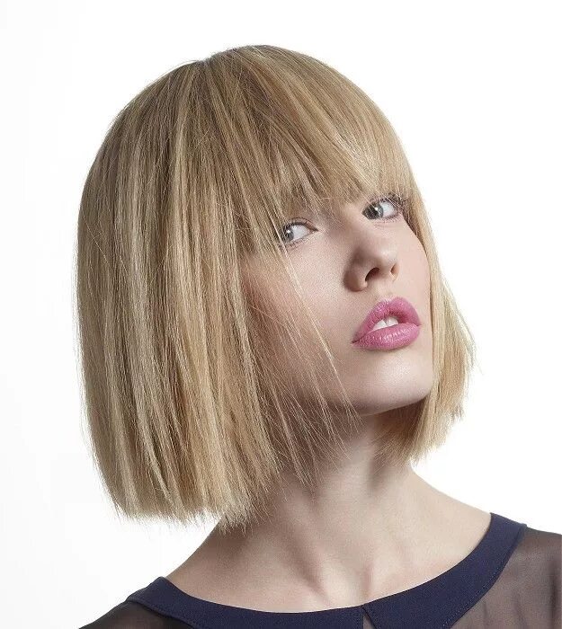 Каре стрижка с челкой на тонкие Tchip - Medium Blonde straight hair styles UKhairdressers.com Long face hairstyl