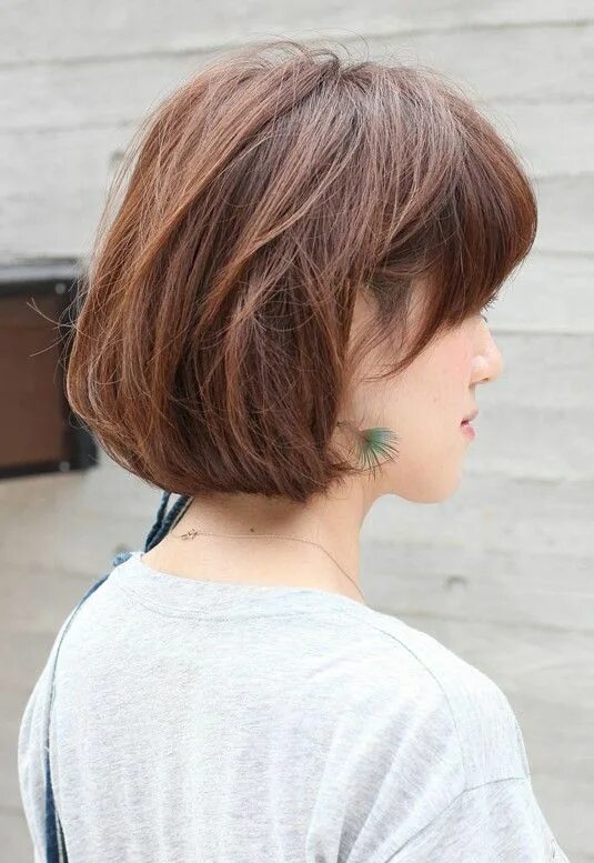 Каре стрижка со снятым верхом Image result for Wedge Haircuts Front and Back Views not just in the world of be