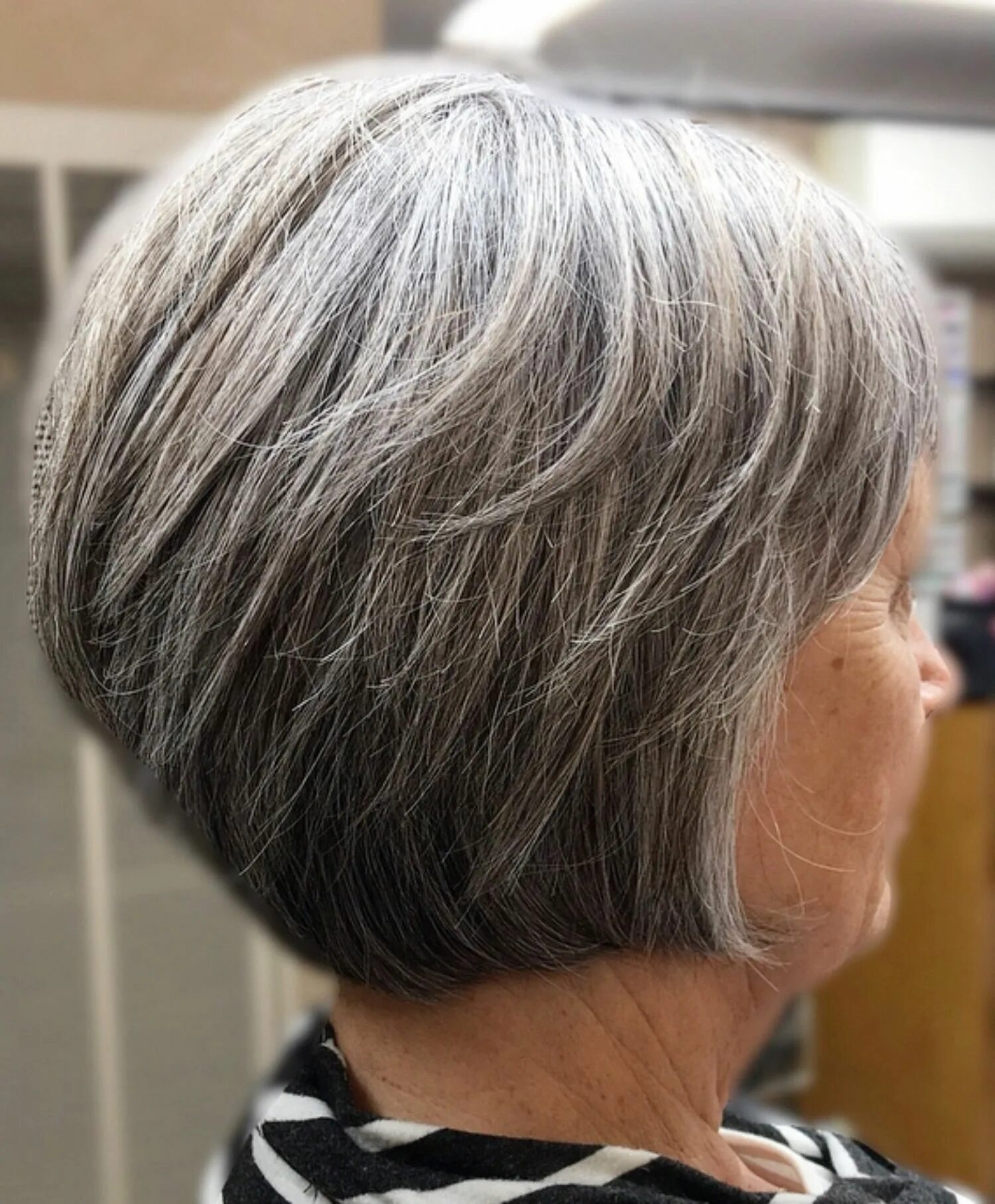 Каре стрижка женская 60 лет Gray Pixie Bob over 70 Womens haircuts, Cool hairstyles, Thick hair styles