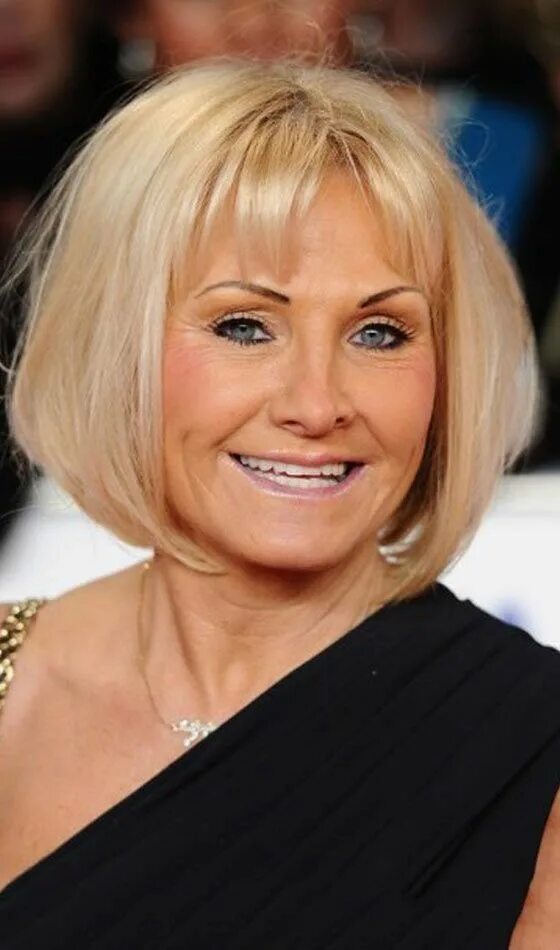 Каре стрижка женская 60 лет 83 Elegant Short Hairstyles For Women Over 50 To Try Haircut styles for women, S