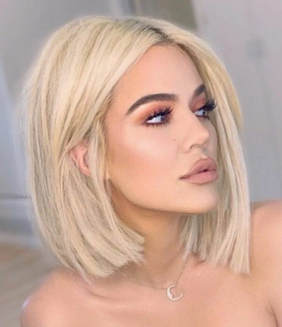 Каре стрижка женская блондинка olliegriffinmerataki Short blonde hair, Khloe kardashian hair, Kardashian hair