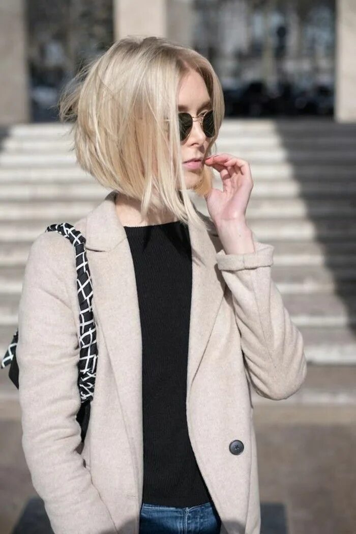 Каре стрижка женская блондинка Coupe de cheveux courte femme : guide 2024 pour embrasser votre côté rebelle ave
