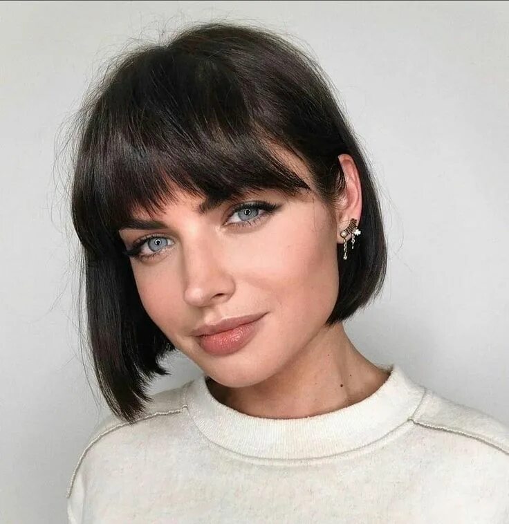 Каре стрижка женская с челкой 2024 Chanel short bob: 20 fotos para te convencer a apostar no corte Cabelo francês, 