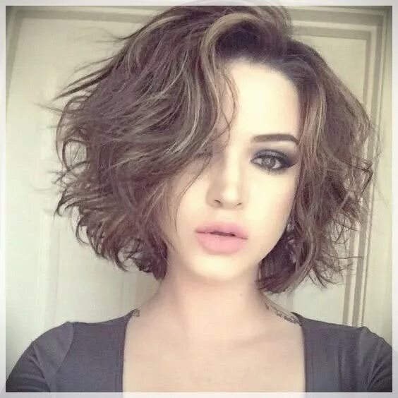 Каре стрижка женская волнистые волосы 100 Hairstyles for Short Hair 2019 #2019shorthairstyles #2019trendhairstyles #sh