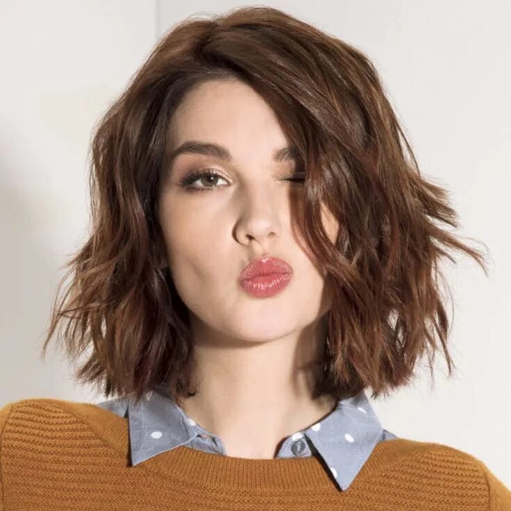 Каре стрижка женская волнистые волосы Résultat de recherche d'images pour "coiffure hiver 2018" Coiffure carré mi long