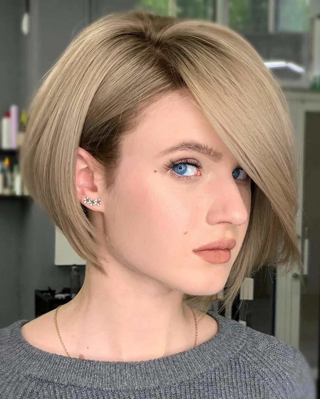 Каре стрижки для женщин 2024 модные 30 Best Chin-Length Hairstyles That’ll Be Trending in 2020 Chin length hair, Chi